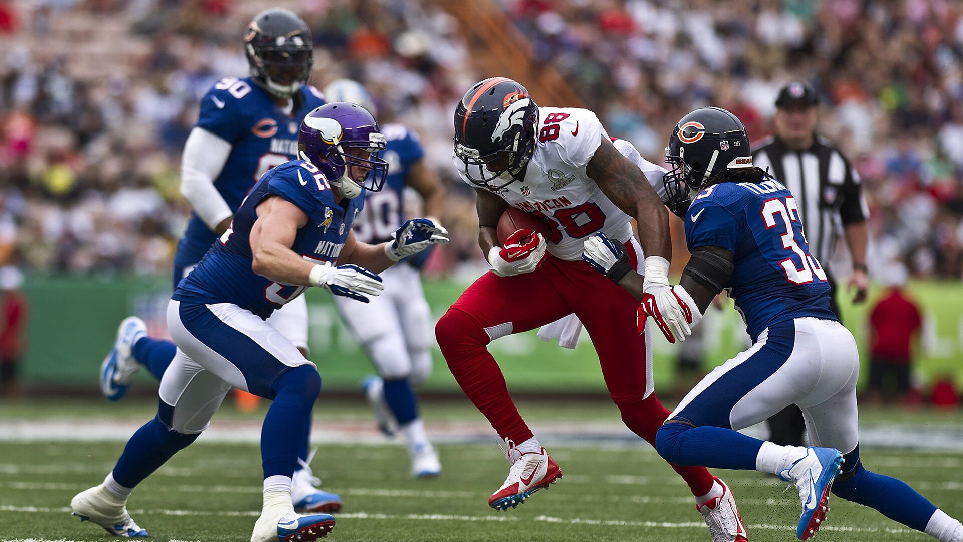 Scout回归赛场,比分优势明显首场状态亮眼,雄鹿观众沸腾!